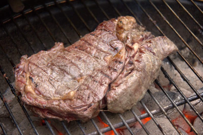 Côte de Boeuf op de BBQ
