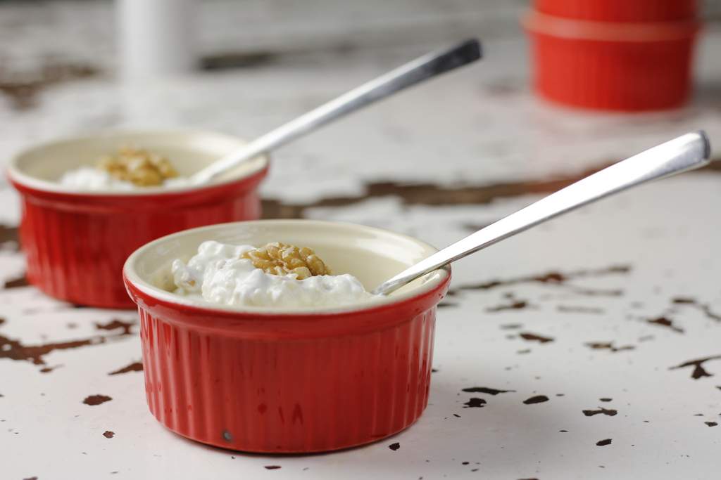 Uitgelezene Verrassend yoghurt toetje van Griekse yoghurt, witte chocolade QO-01