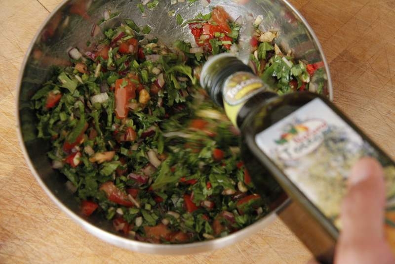 image 12-chimichurri-olie-toevoegen-jpg