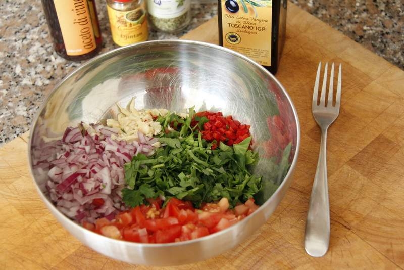 image 4-chimichurri-gesneden-ingredienten-jpg