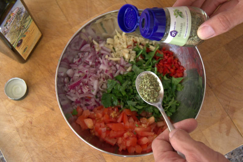 image 7-chimichurri-theelepel-oregano-jpg