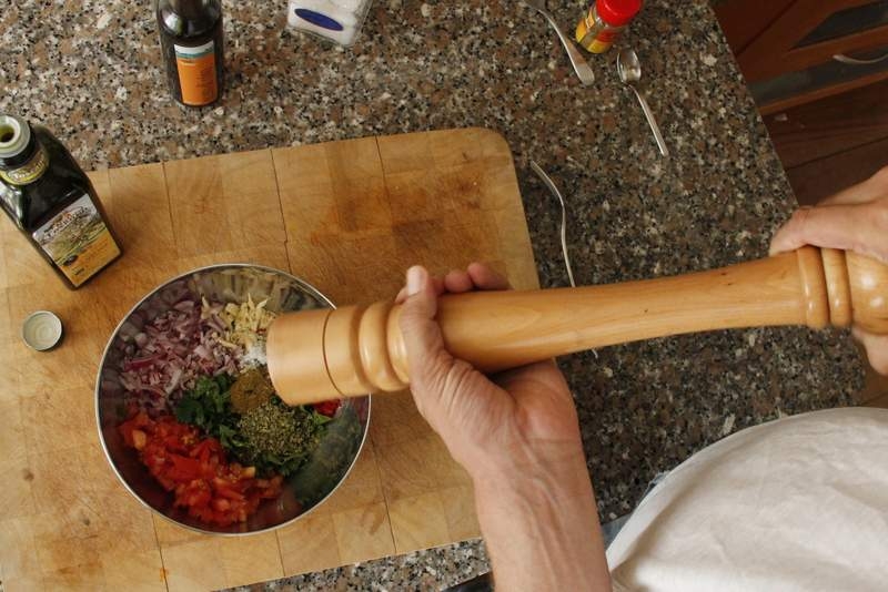 image 9-chimichurri-voeg-peper-toe-jpg