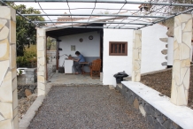 image 20111024-la-palma-jeroen-aan-het-werk-jpg