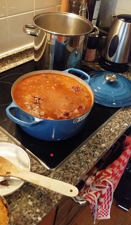 image 08-heston-chili-de-chili-nog-2-uur-sudderen-jpeg
