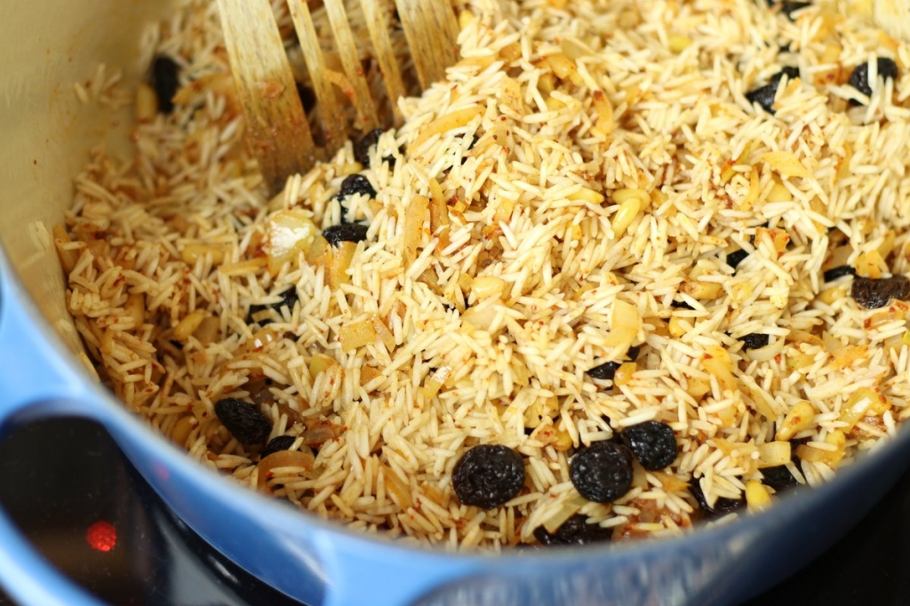 image 21-pilaf-roer-door-de-rijst-jpg